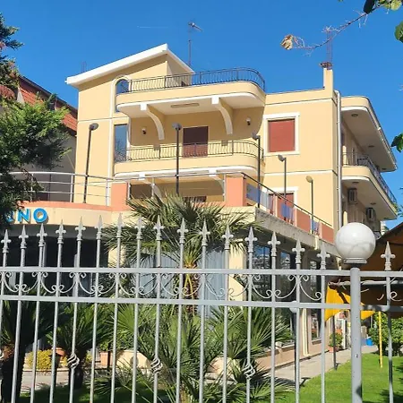 Nettuno 게스트하우스 Durrës